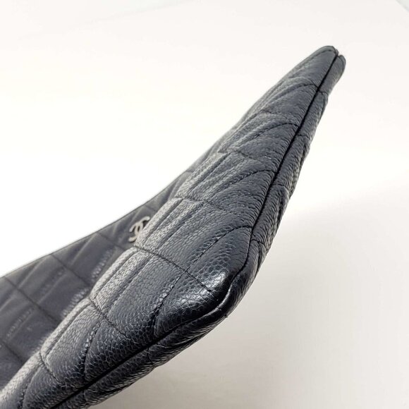Chanel CC Caviar Quilted Cosmetic / Clutch Bag - Picture 11 of 14